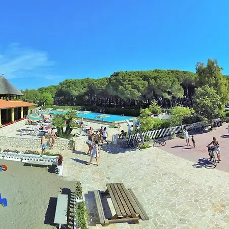 Happy Camp Mobile Homes In Free Marina Di Bibbona